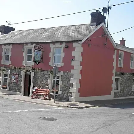 Fitzpatrick's Tavern And Hotel