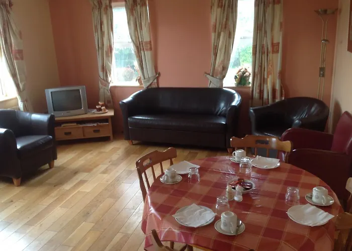 Fitzpatrick's Tavern And Hotel